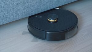 Best Robot Vacuums for Pet Hair: What Actually Matters Before You Buy